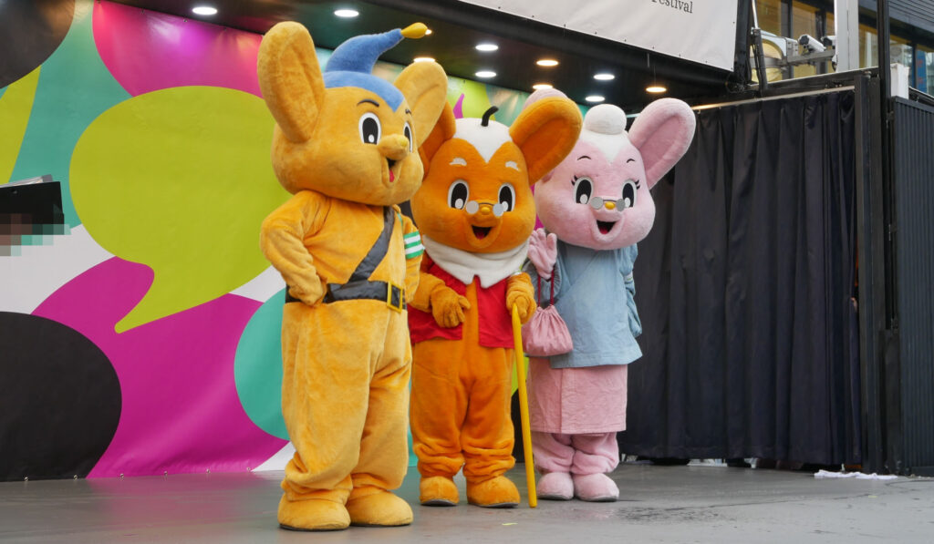 ピーポくん・おじいさん・おばあさん