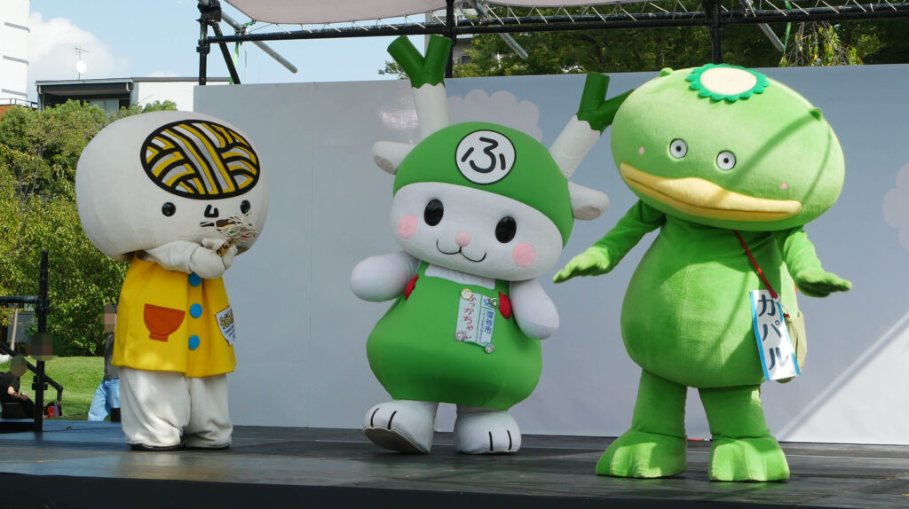 ツルきゃら うどん脳