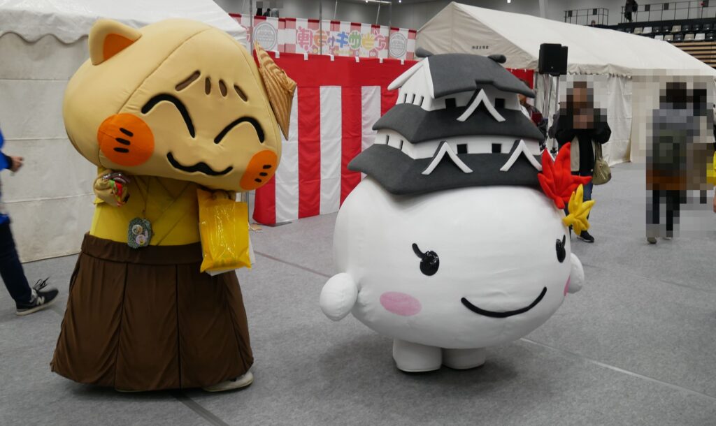 にゃかつがわ君