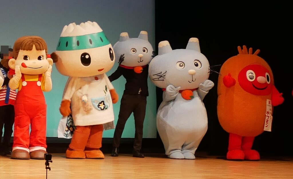かつモン