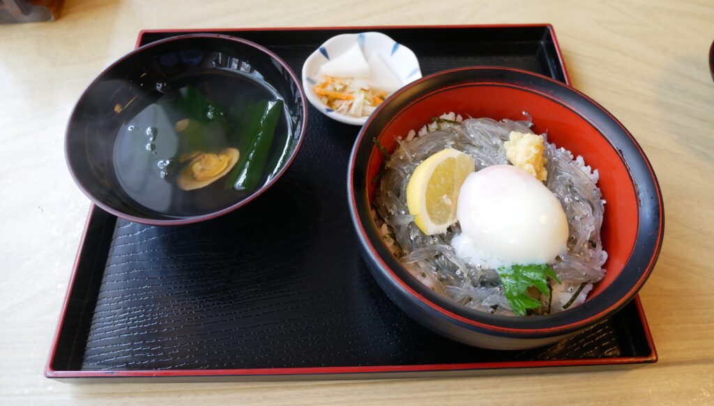 しらす